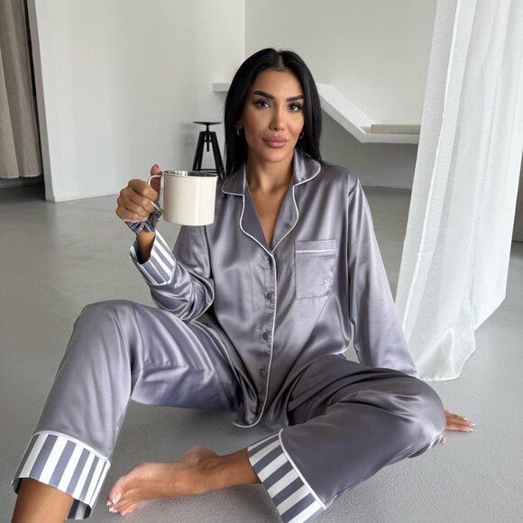 ✨ Luxury Satin Pajama Set – Soft, Stylish & Simply Irresistible ✨S - XL - Picture 2 of 10